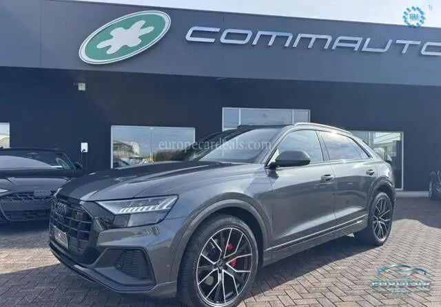 Audi Q8