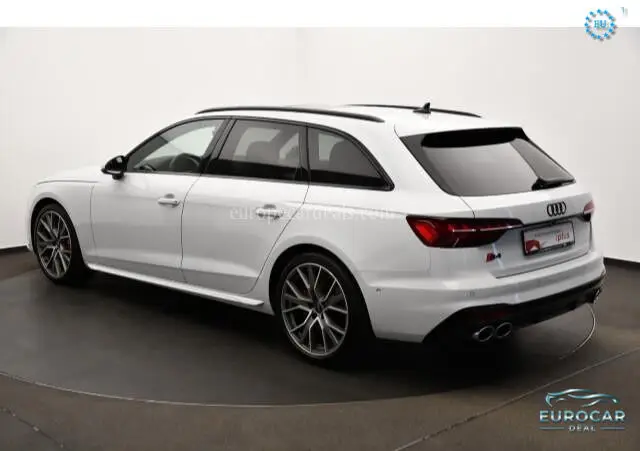 Audi S4