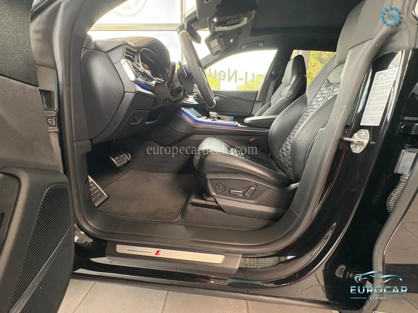 Audi RSQ8