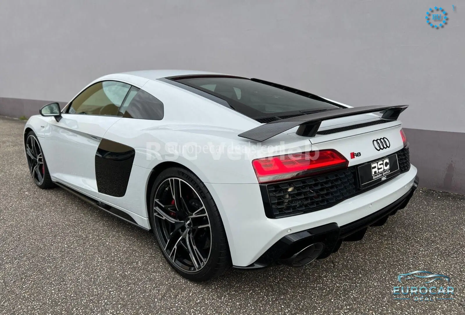 Audi R8
