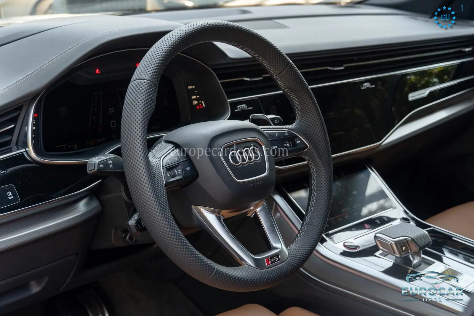 Audi RSQ8