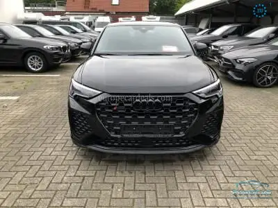 Audi RSQ3