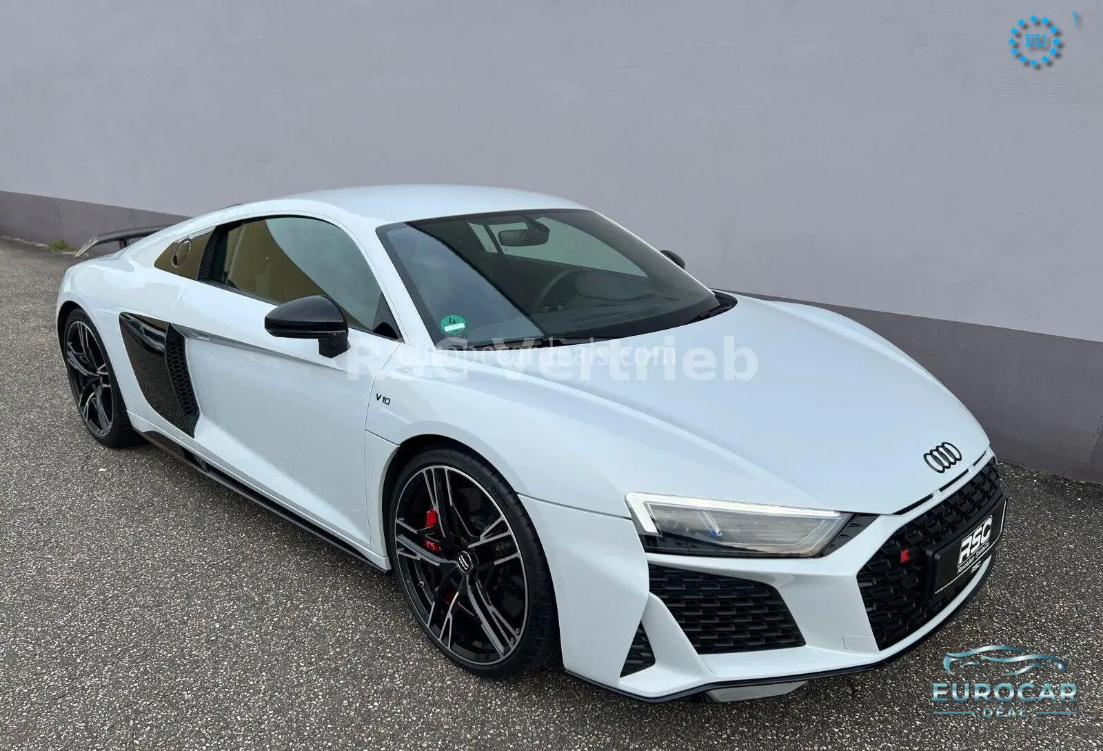 Audi R8