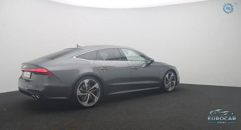 Audi S7