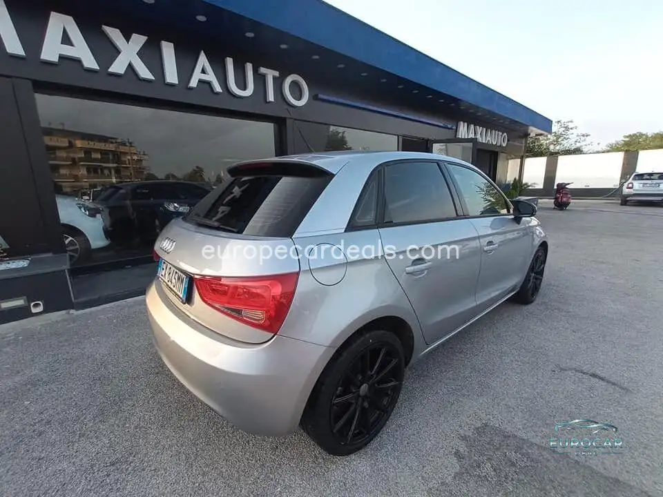 Audi A1