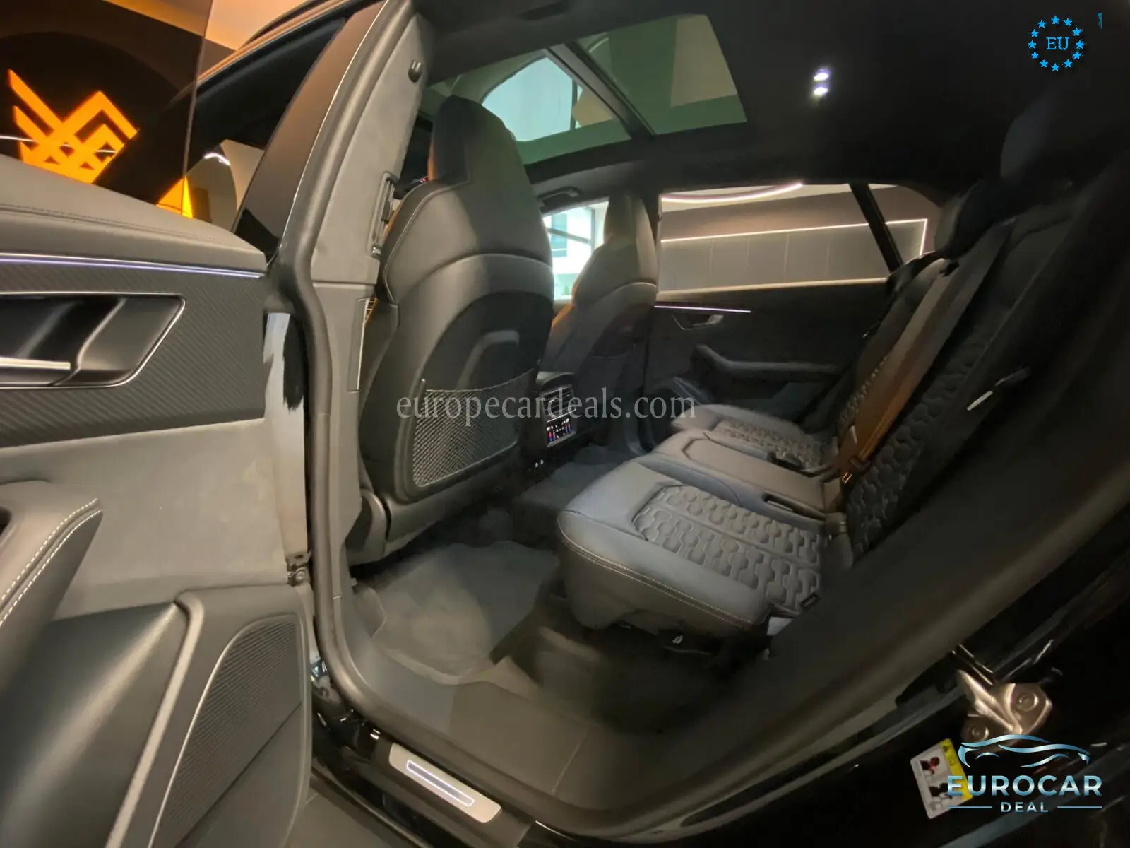Audi RSQ8