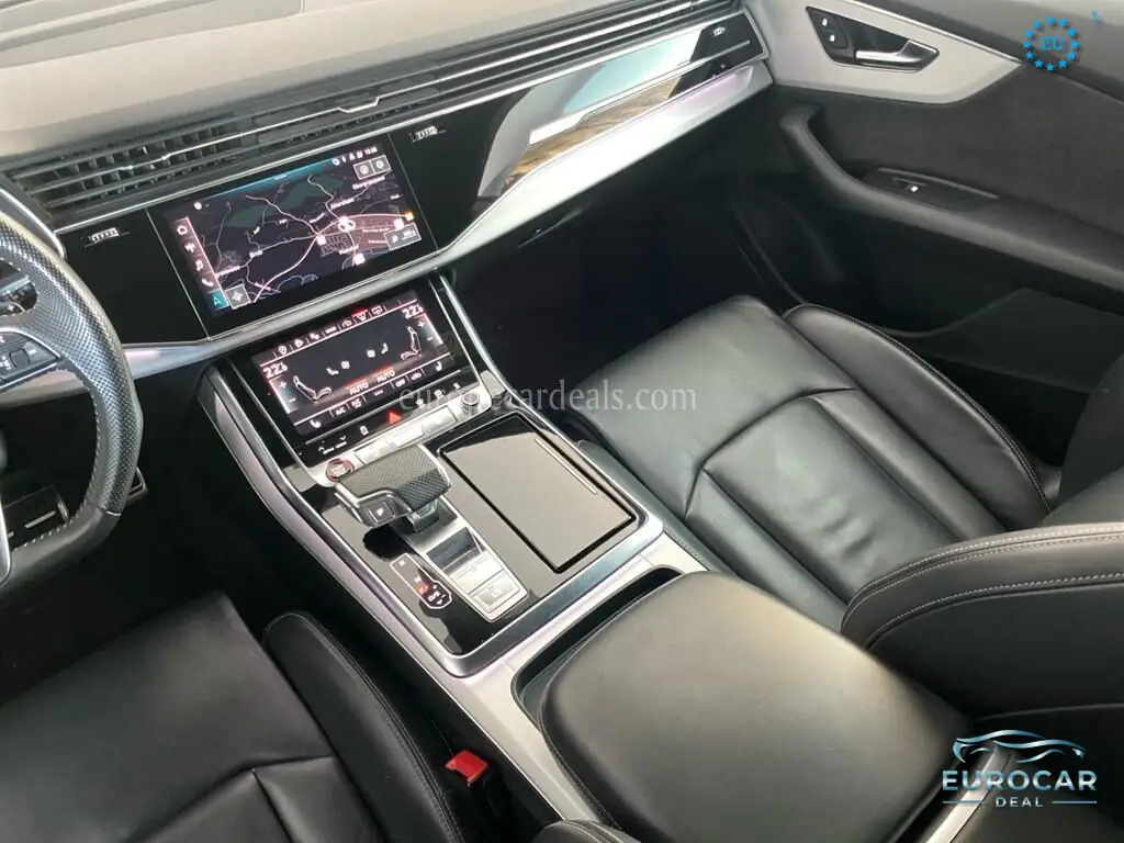 Audi SQ8