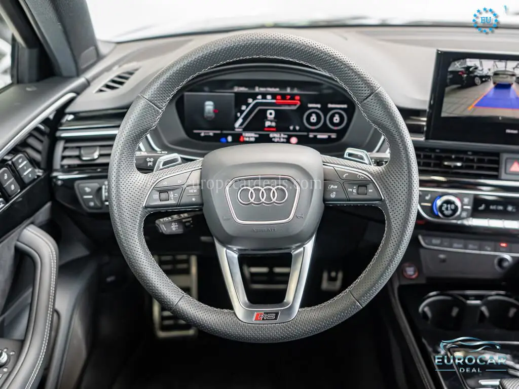 Audi RS4