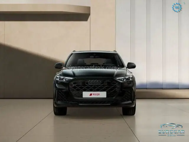 Audi RSQ8