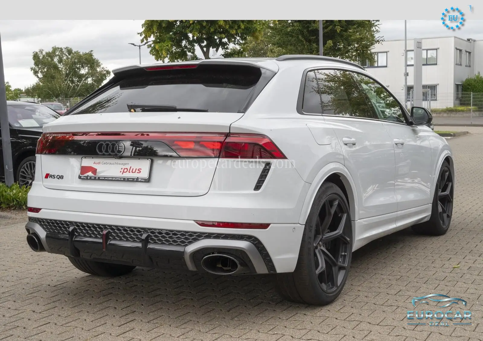 Audi RSQ8