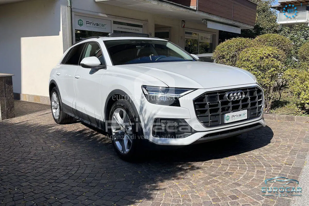 Audi Q8