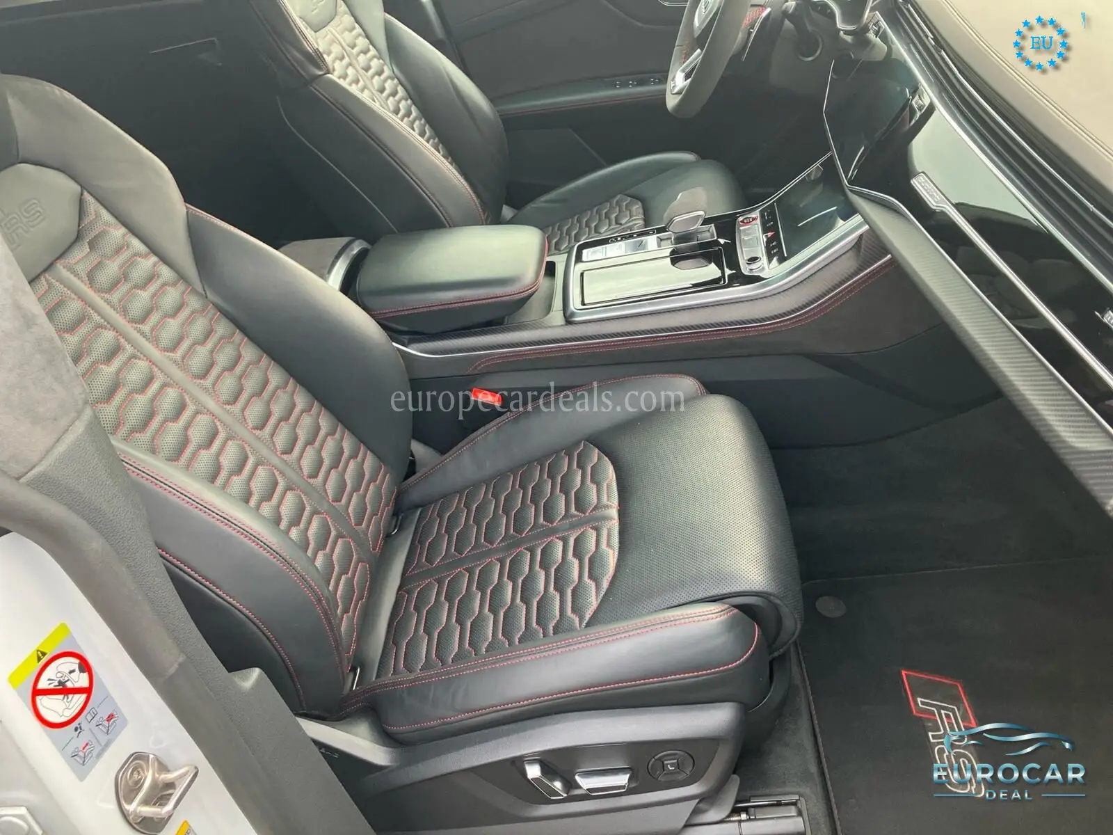 Audi RSQ8