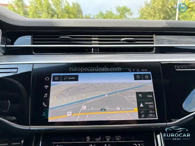 Audi S8