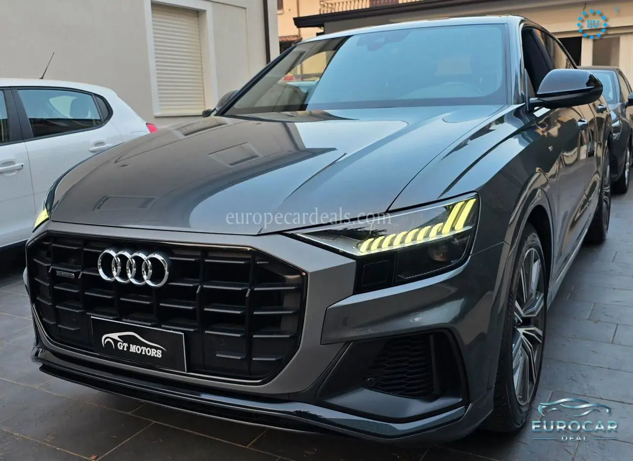 Audi Q8