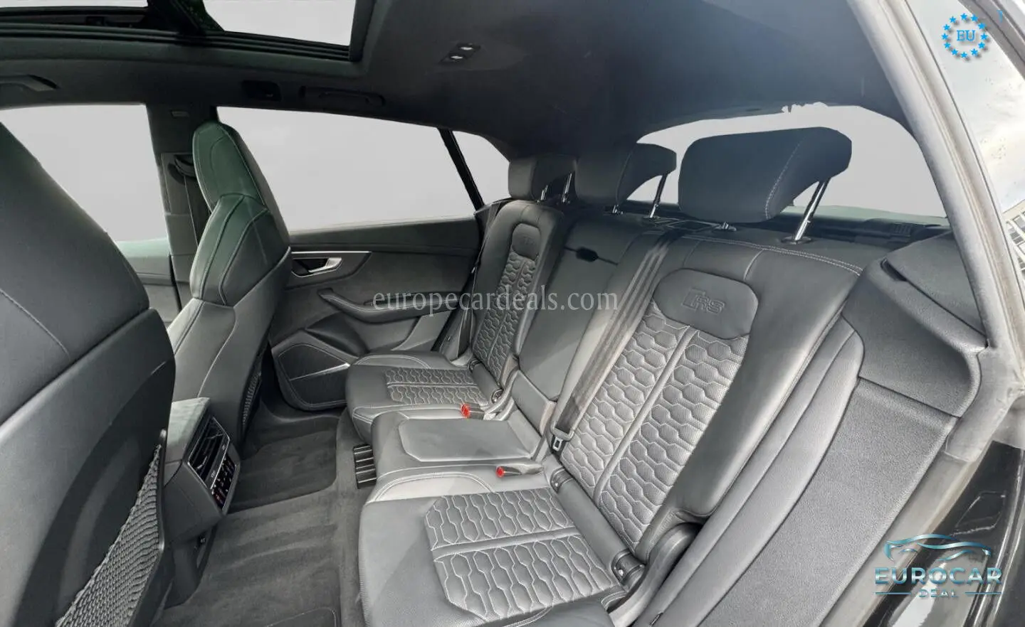 Audi RSQ8