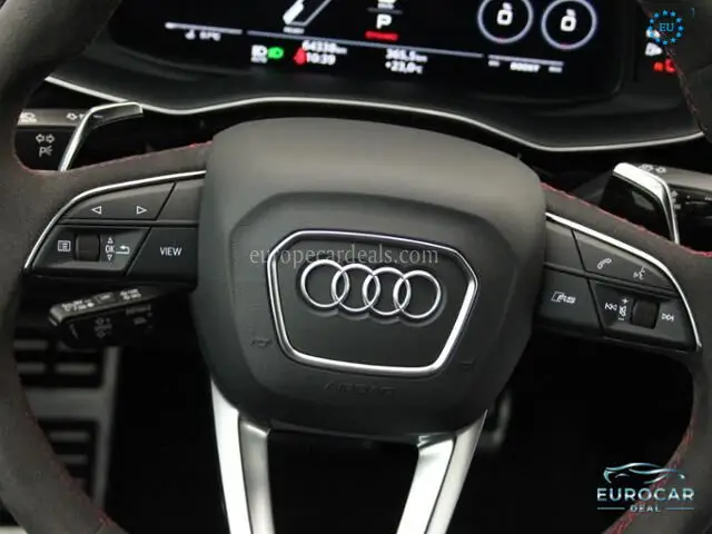 Audi RSQ8