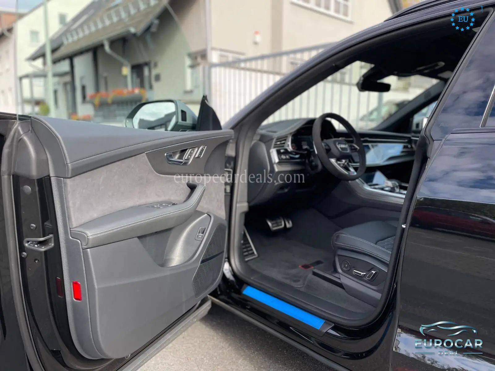 Audi RSQ8