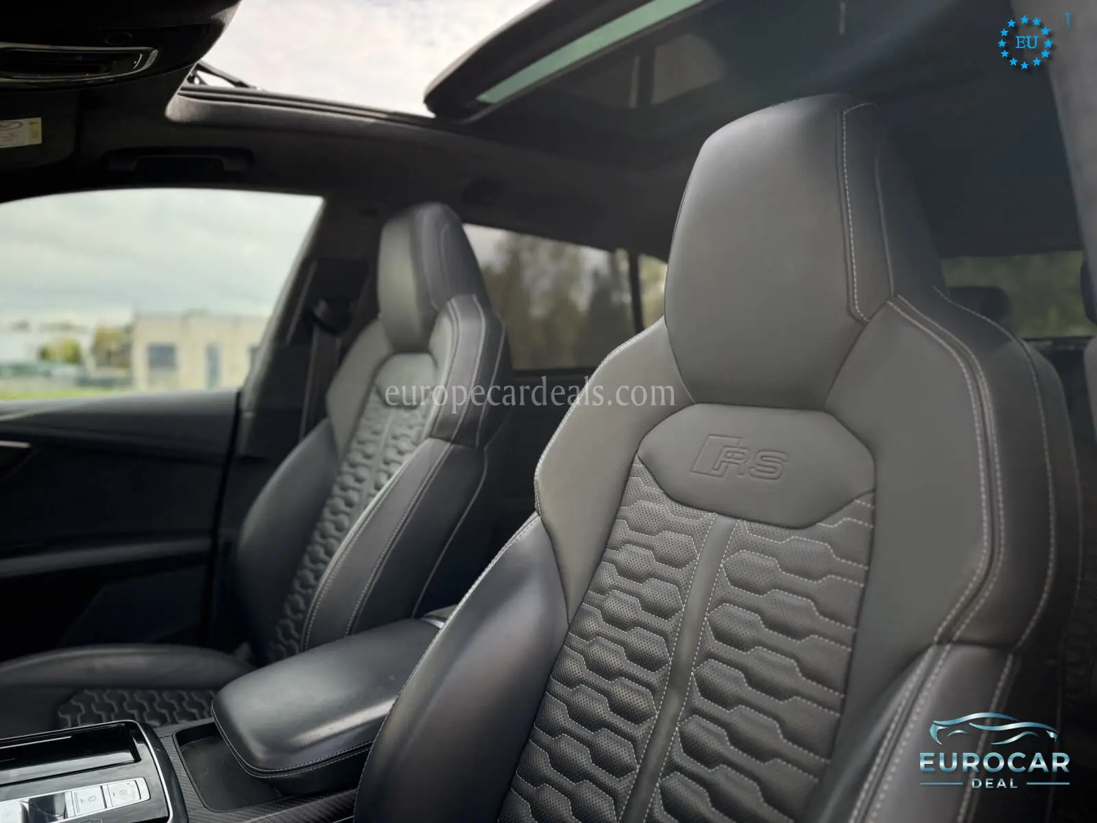 Audi RSQ8