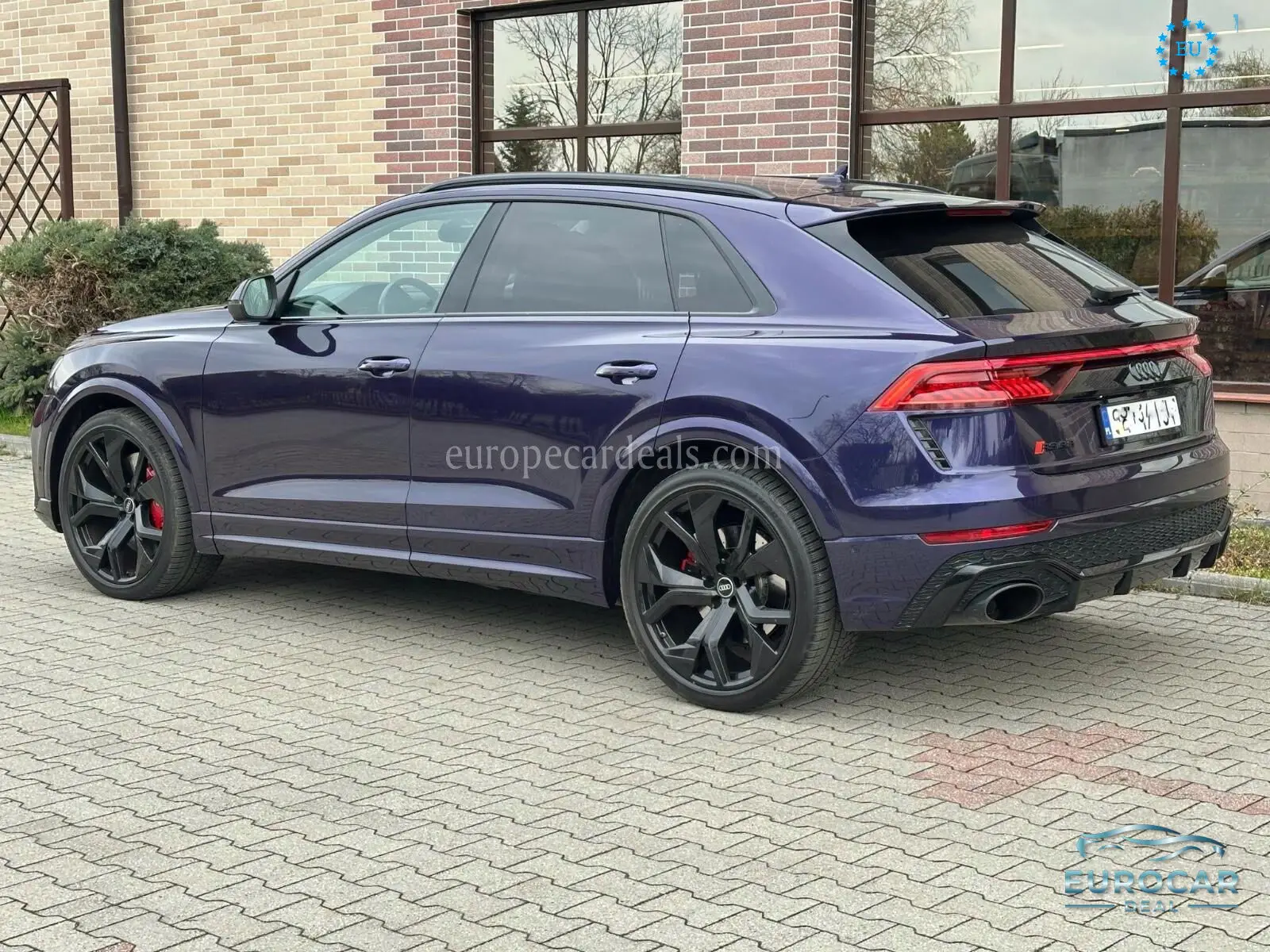Audi RSQ8