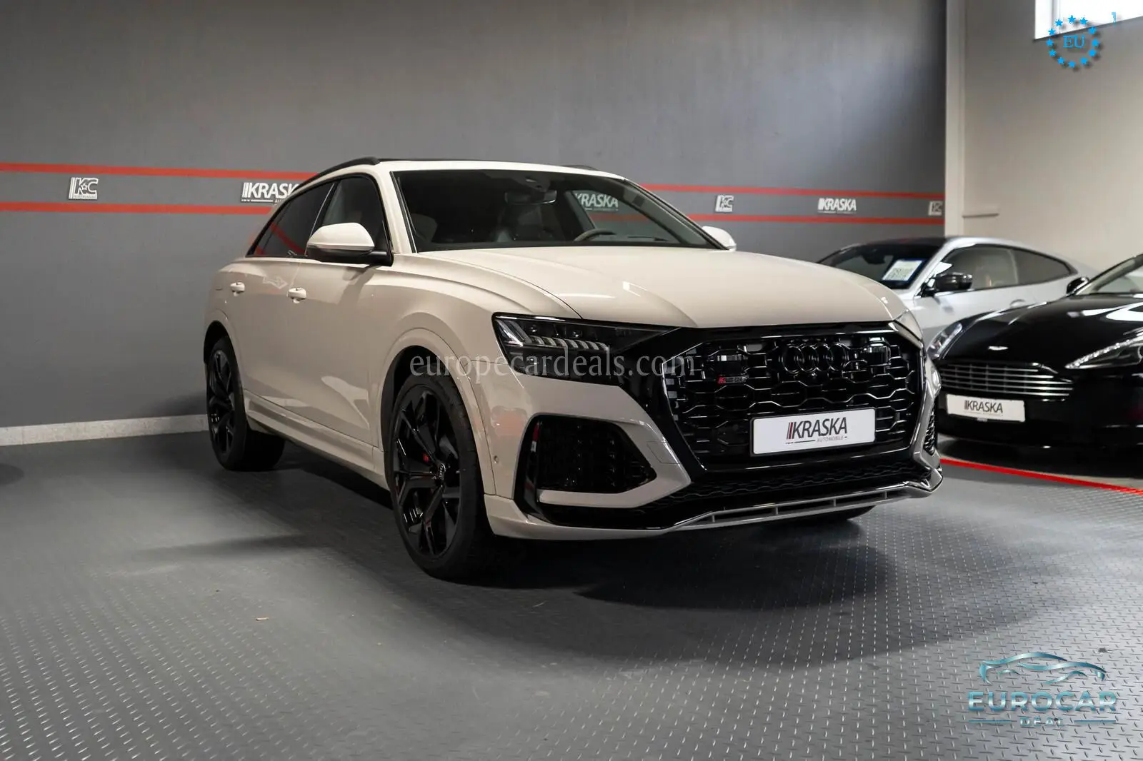 Audi RSQ8