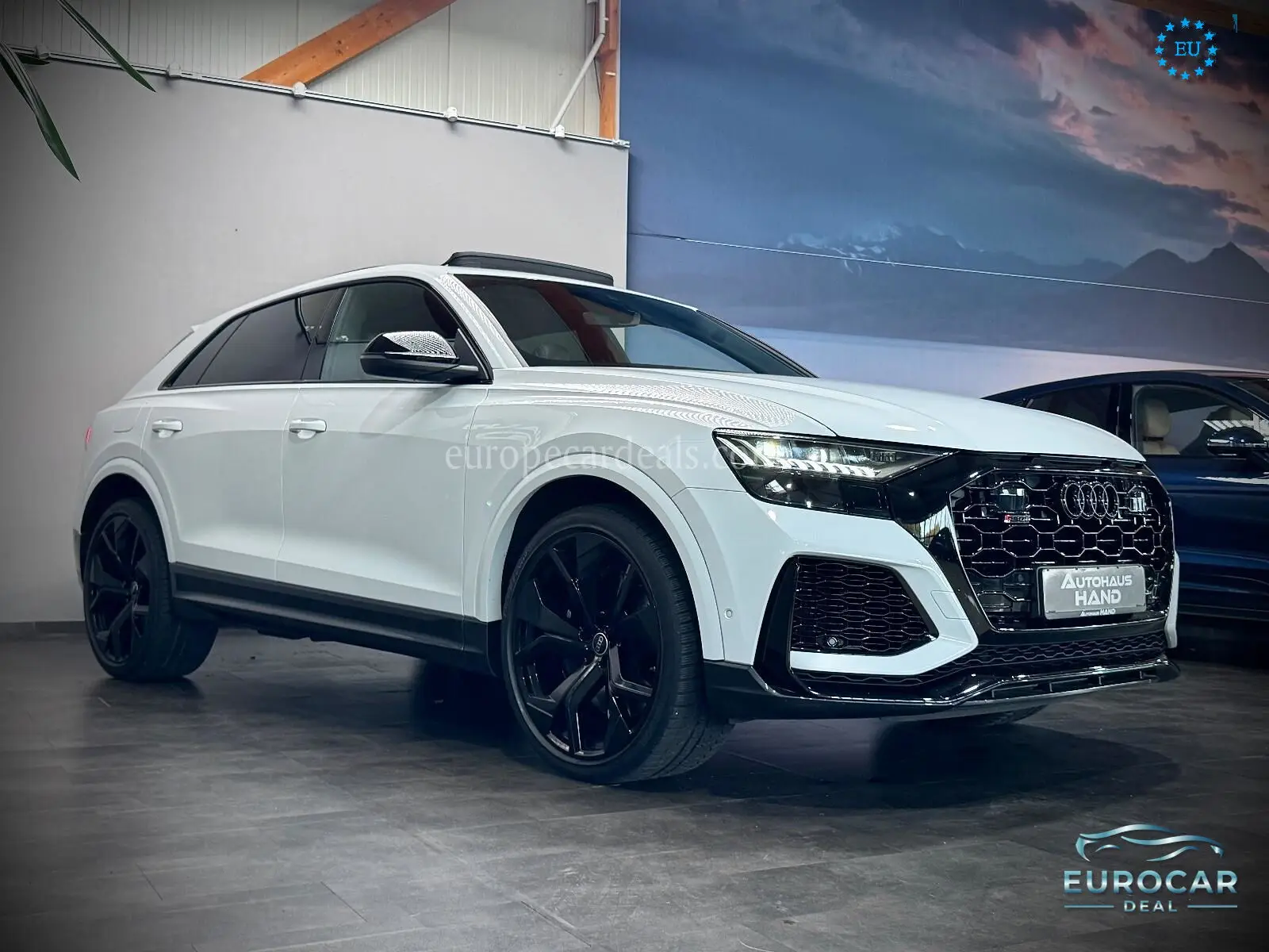 Audi RSQ8