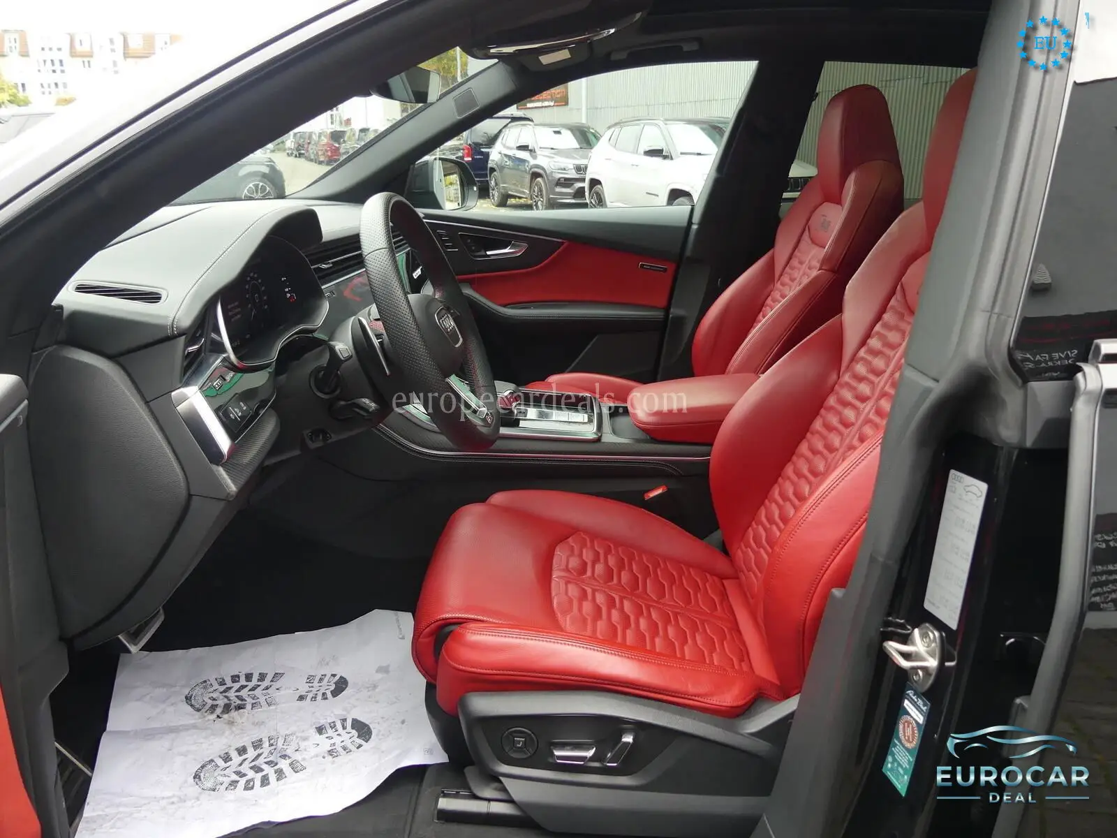 Audi RSQ8