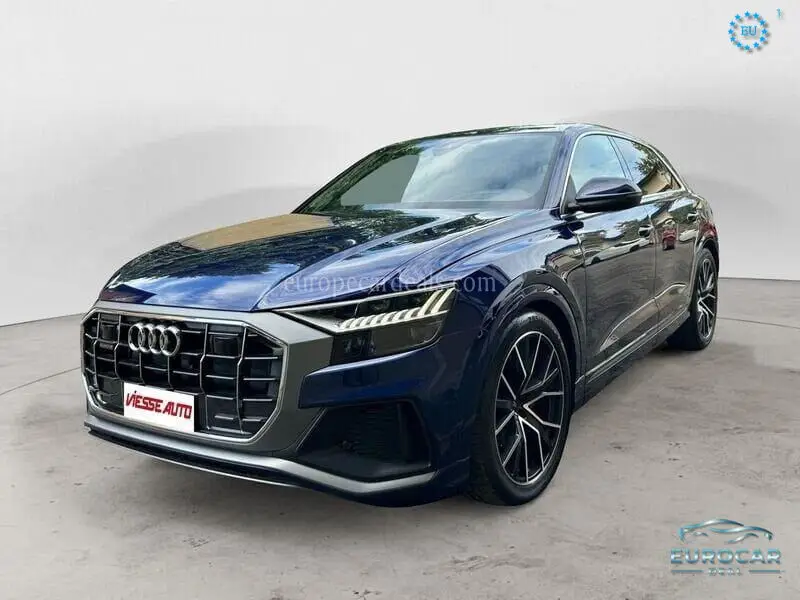 Audi Q8
