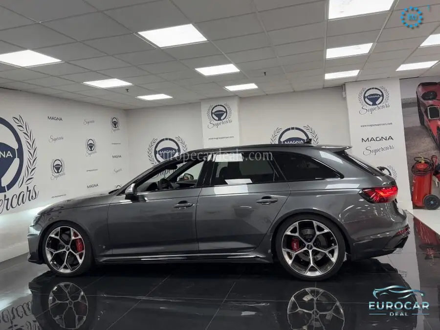 Audi RS4
