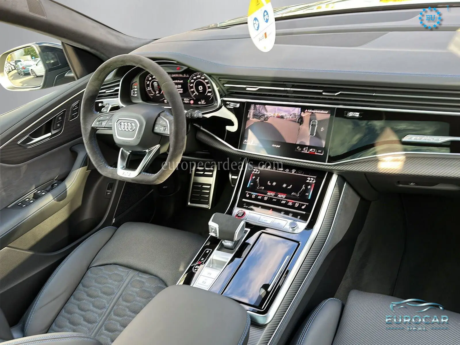 Audi RSQ8