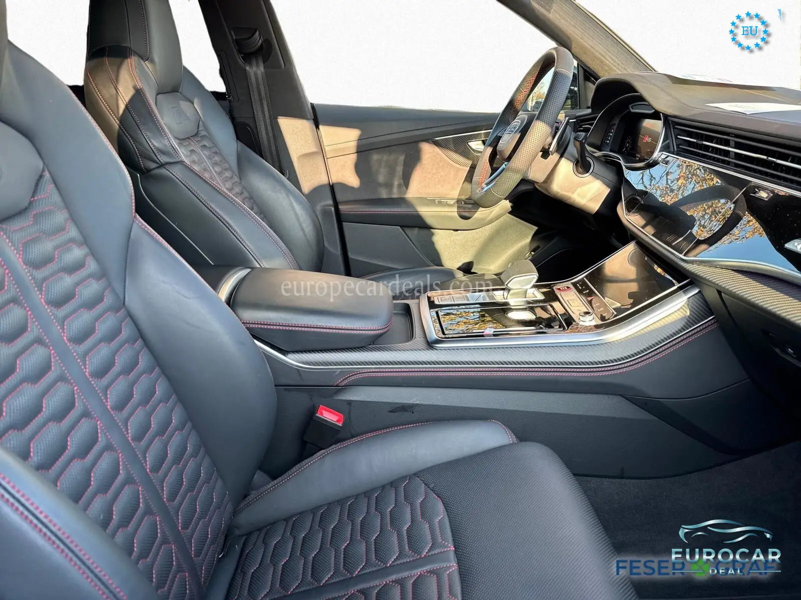 Audi RSQ8