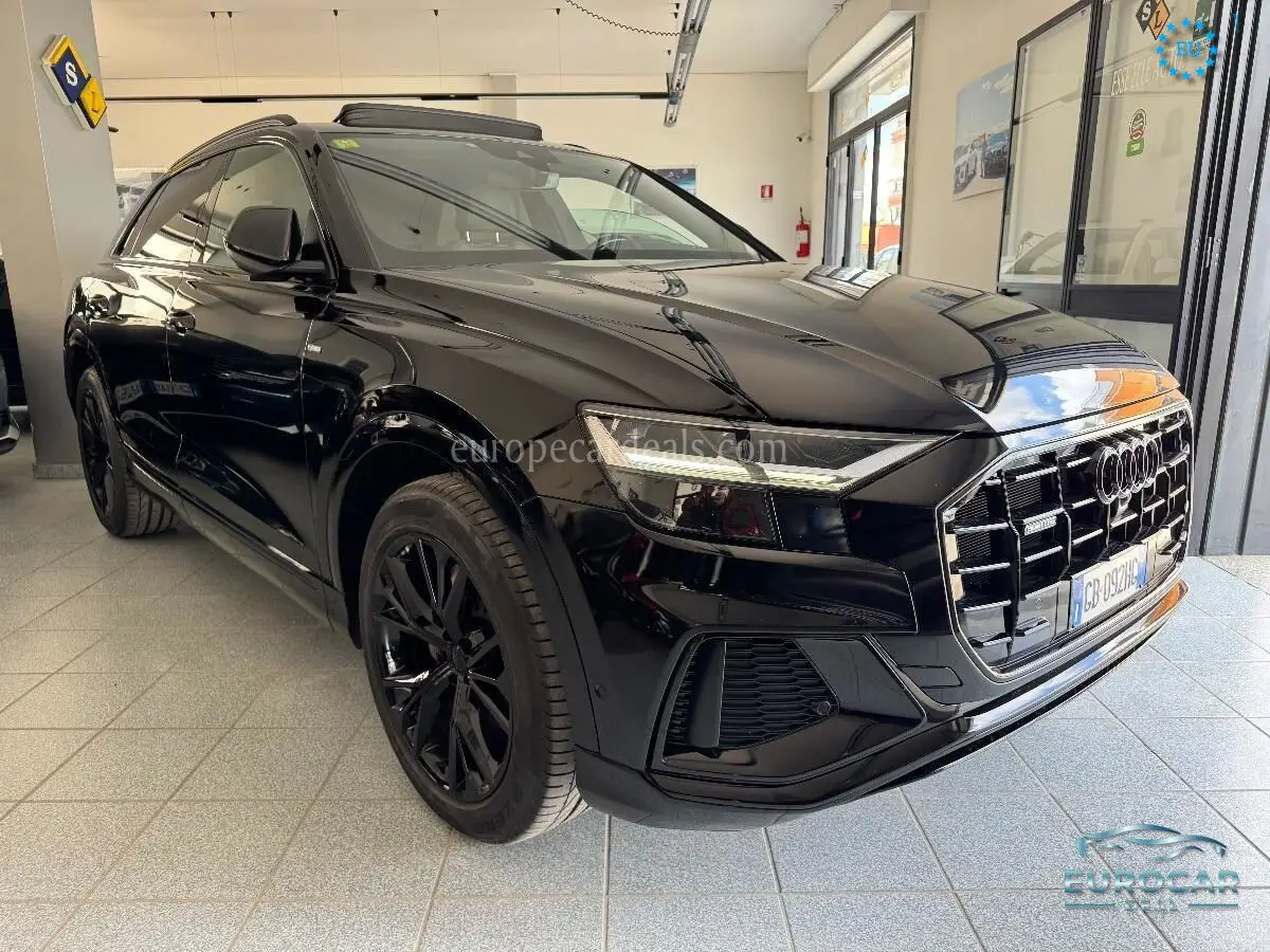 Audi Q8