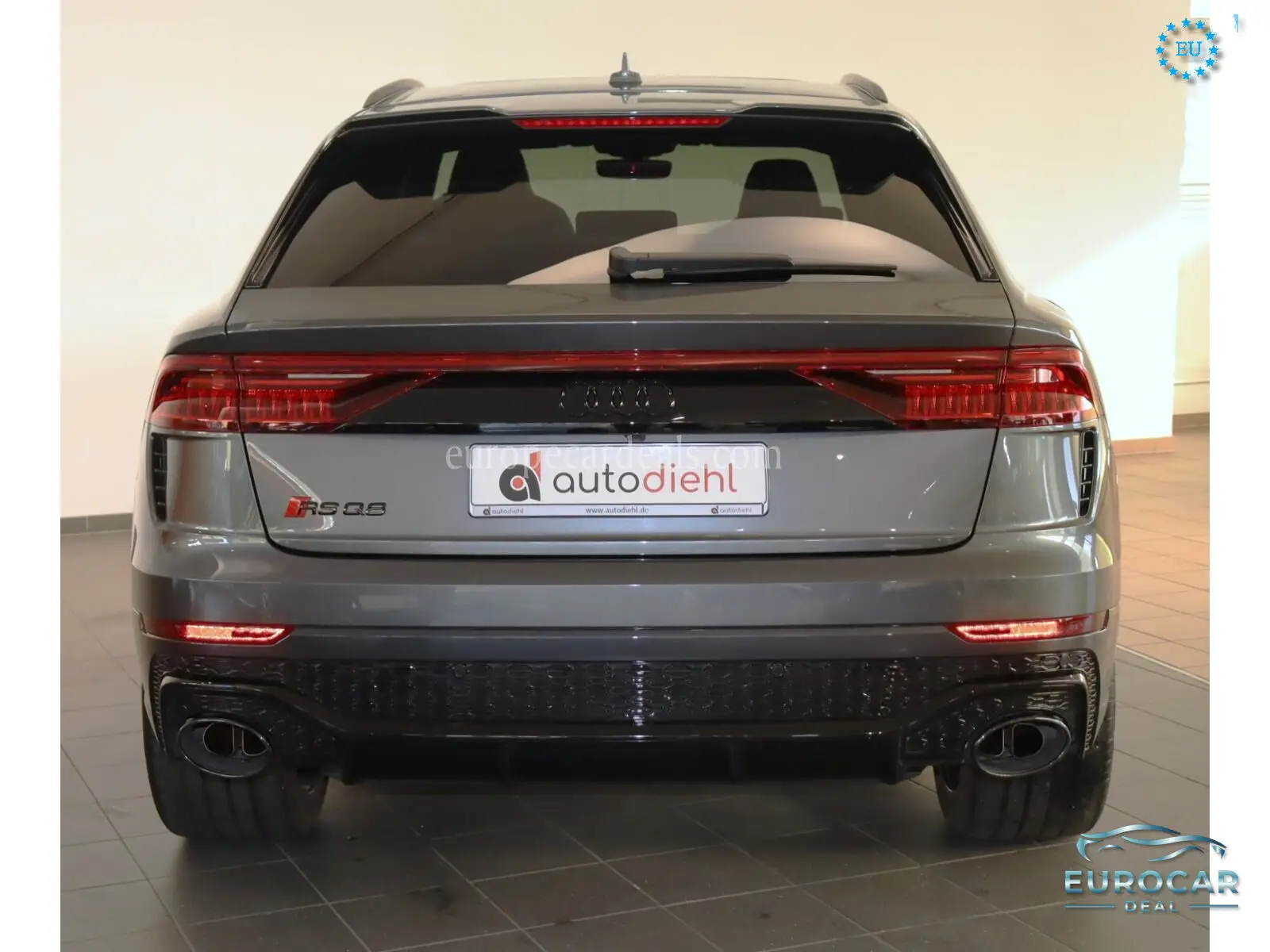 Audi RSQ8