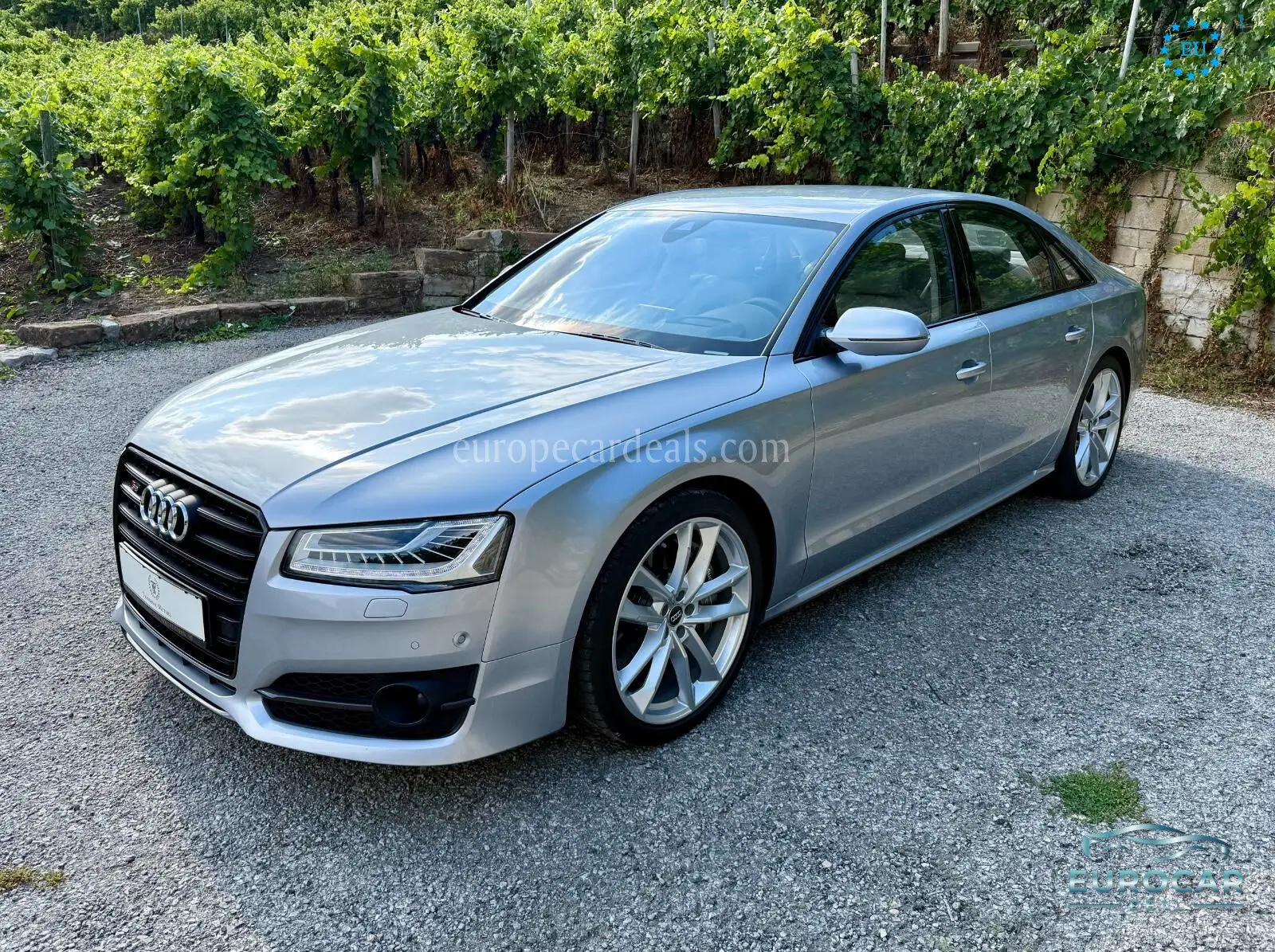Audi S8