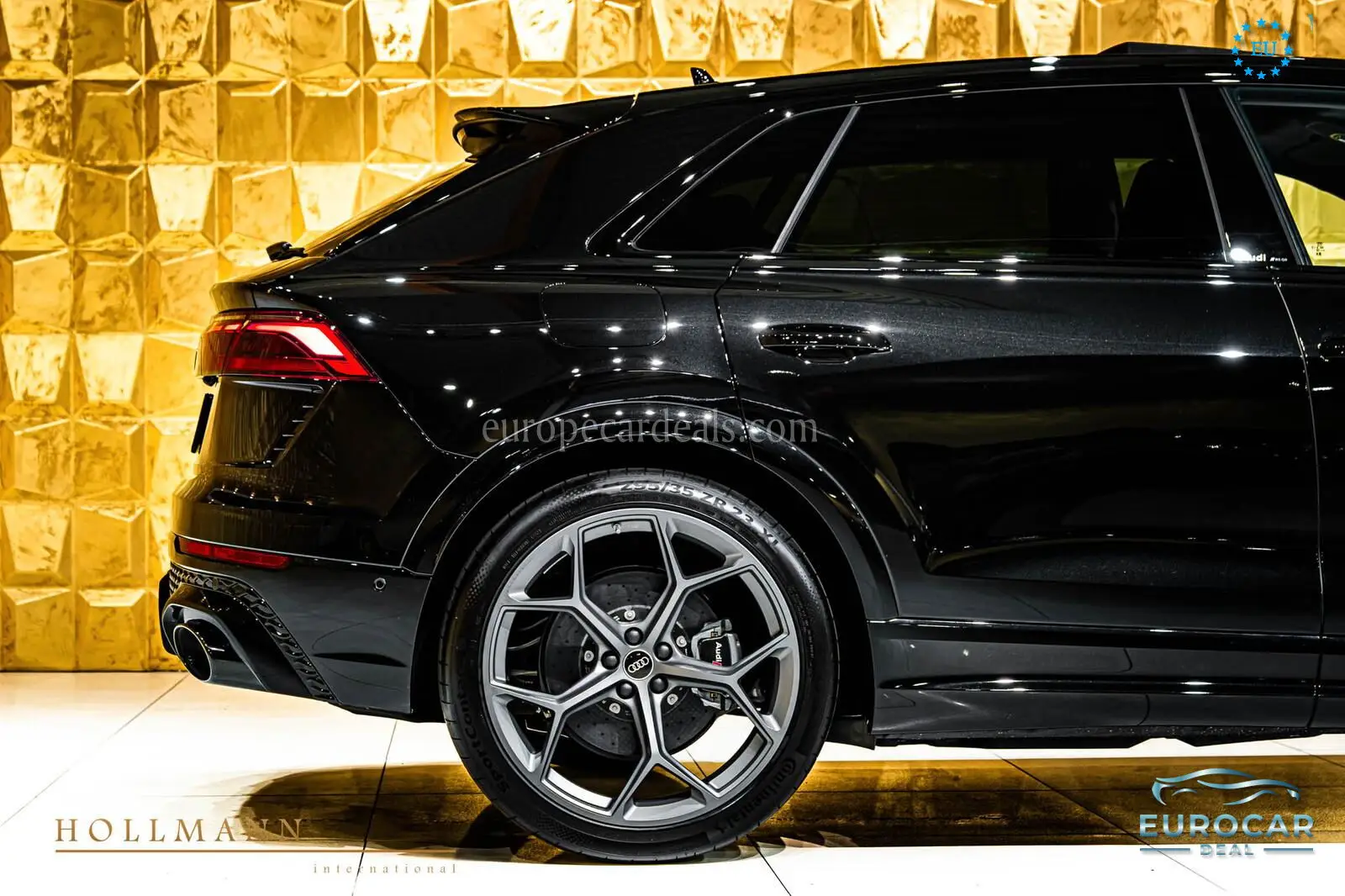 Audi RSQ8