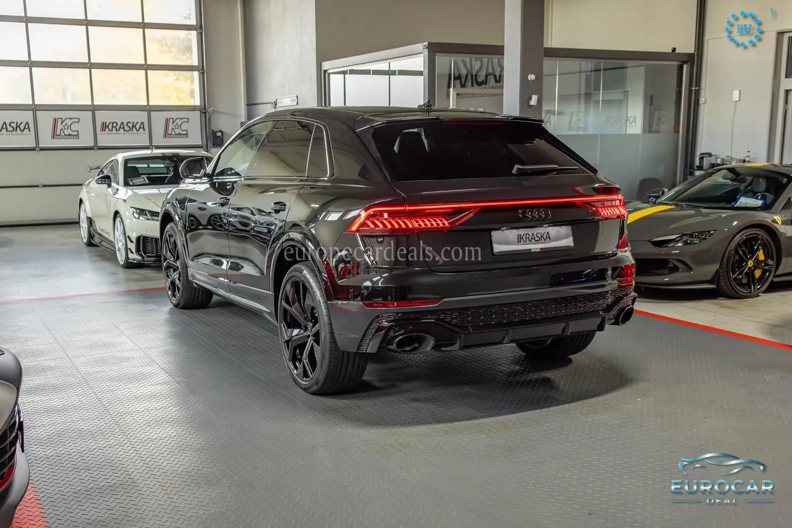 Audi RSQ8