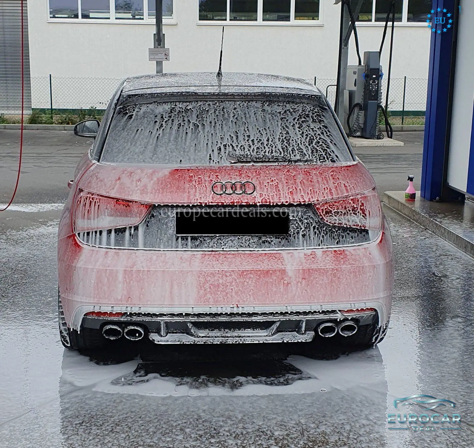 Audi S1