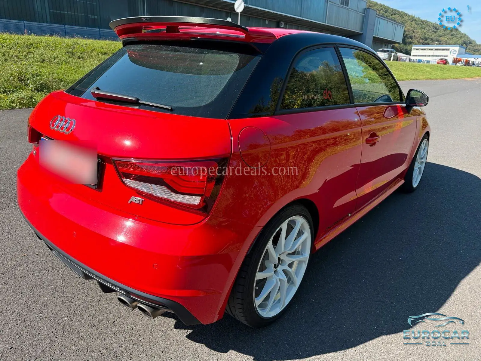 Audi S1