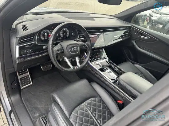 Audi SQ8