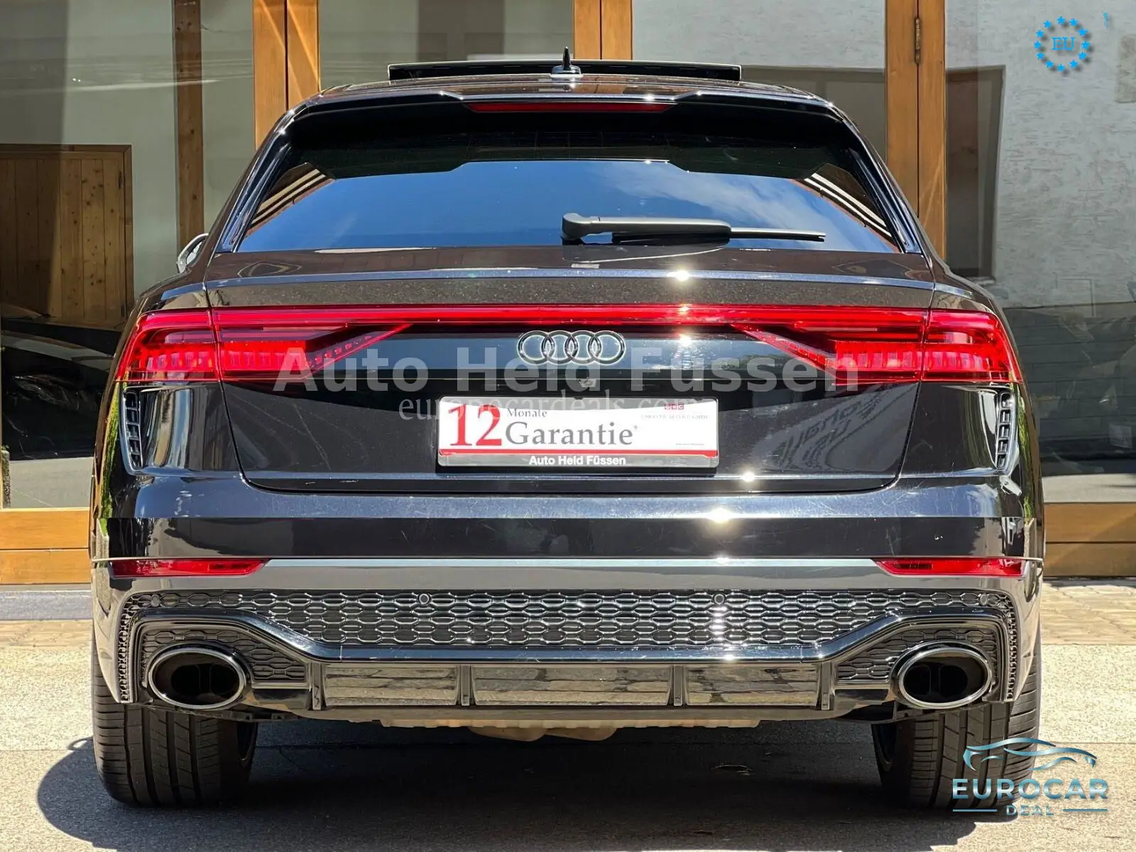 Audi RSQ8