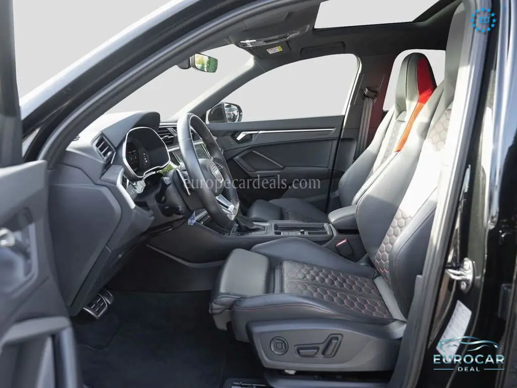 Audi RSQ3