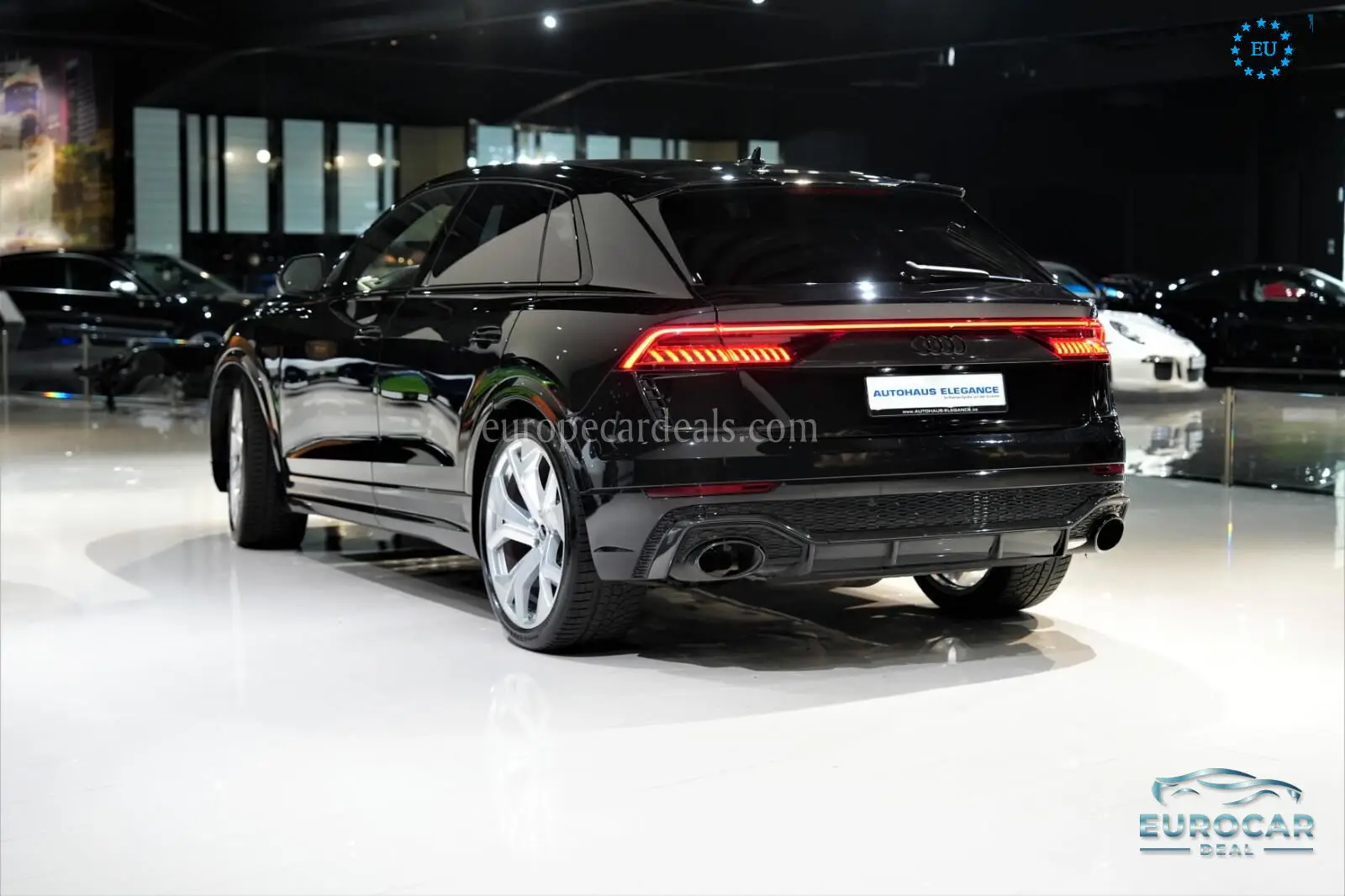 Audi RSQ8
