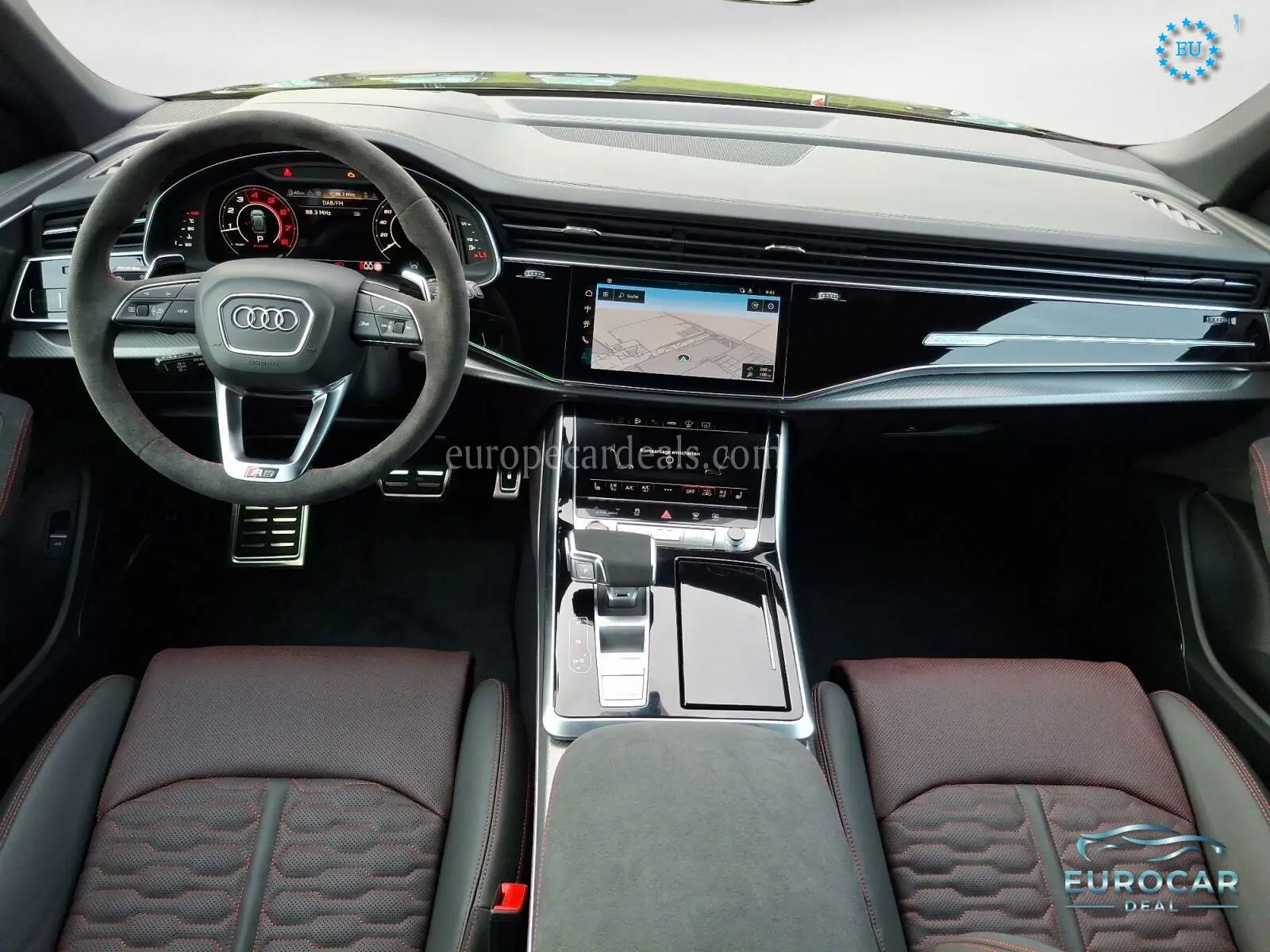Audi RSQ8
