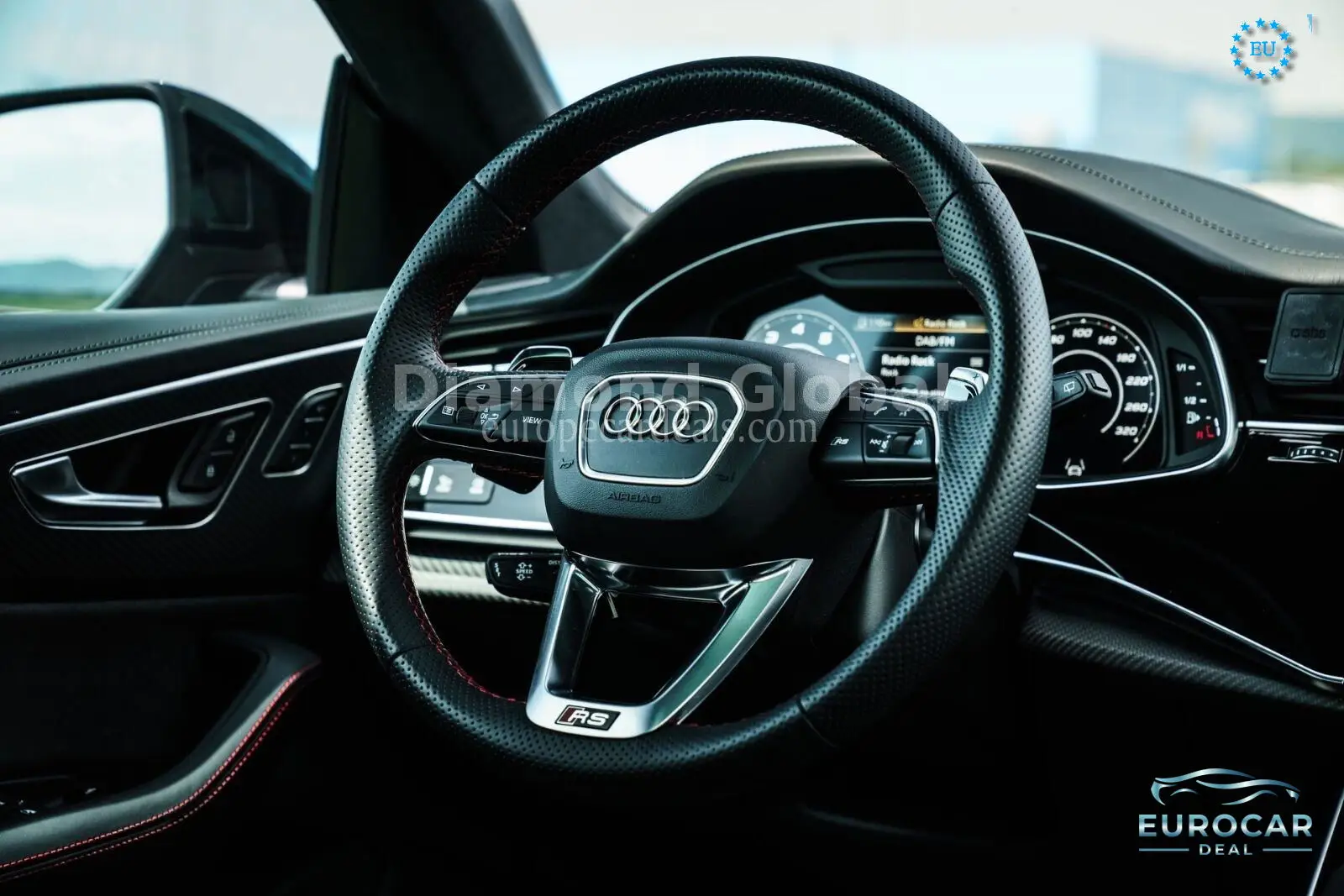 Audi RSQ8