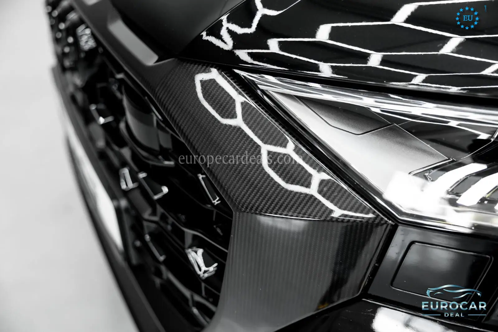 Audi RSQ8