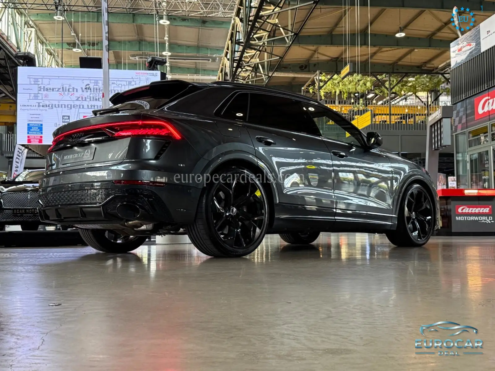 Audi RSQ8