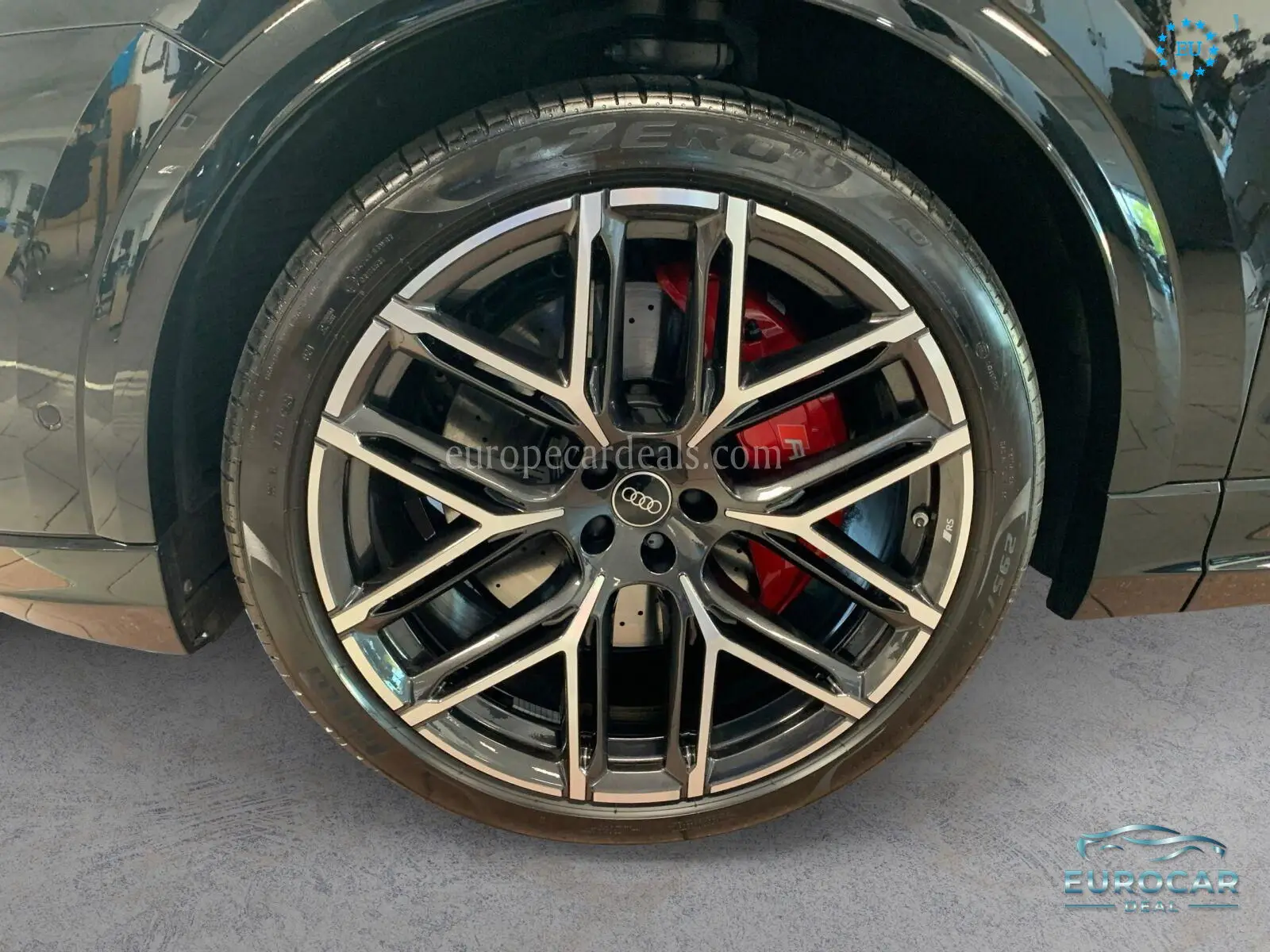 Audi RSQ8