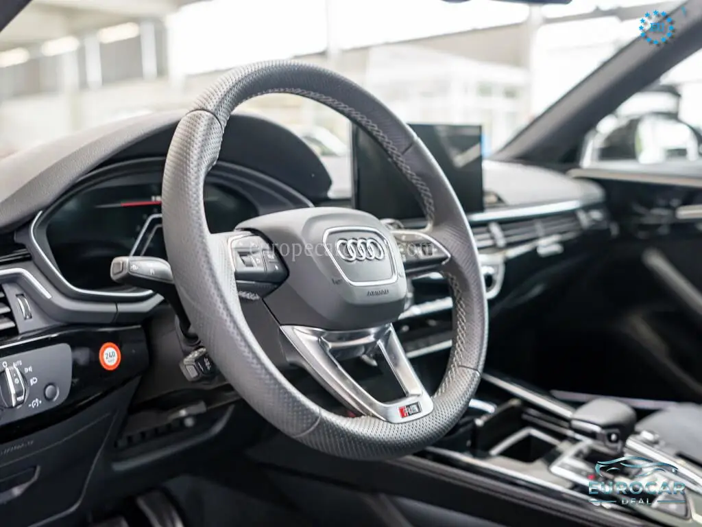 Audi RS4