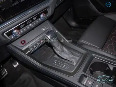 Audi RSQ3