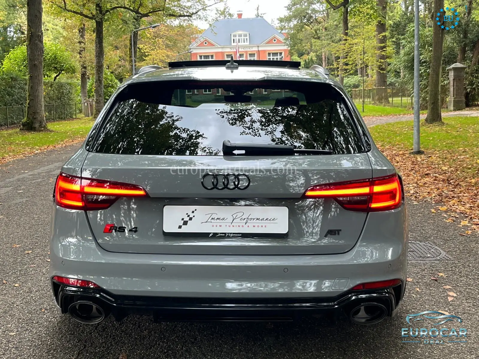 Audi RS4