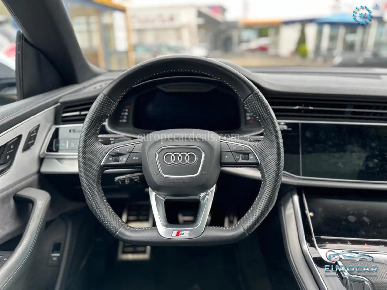 Audi SQ8